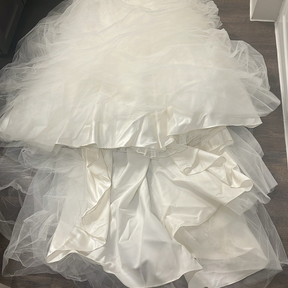 Princess Wedding Dress with Corset backing - Picture 9 of 17